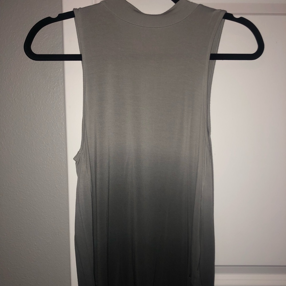 American Eagle top